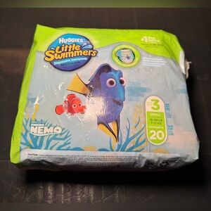 Huggies little swimmers size 3 finding Nemo 20 count